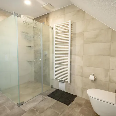 Mueller Gbr 아파트 *